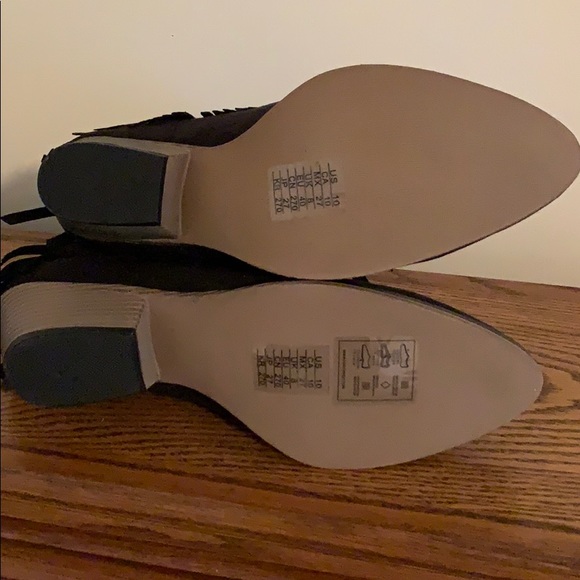 Boots - Picture 2 of 2